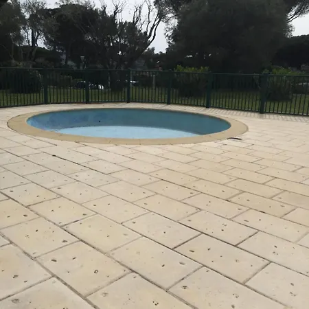 Holiday home Maison Joge Gassin